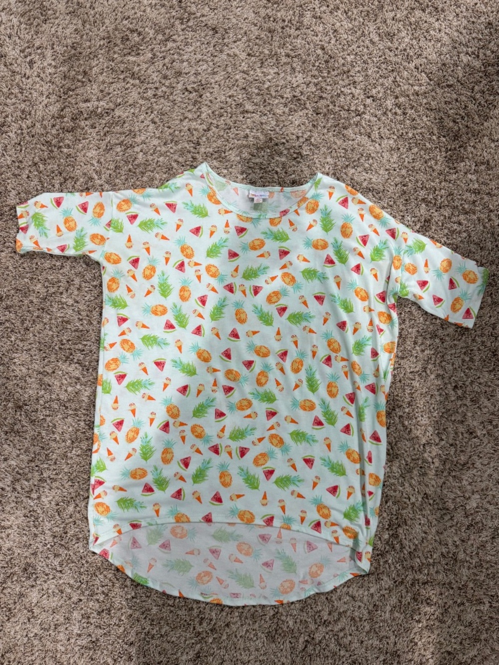 LuLaRoe tropical short sleeve shirt white with pineapples, ice cream size XS